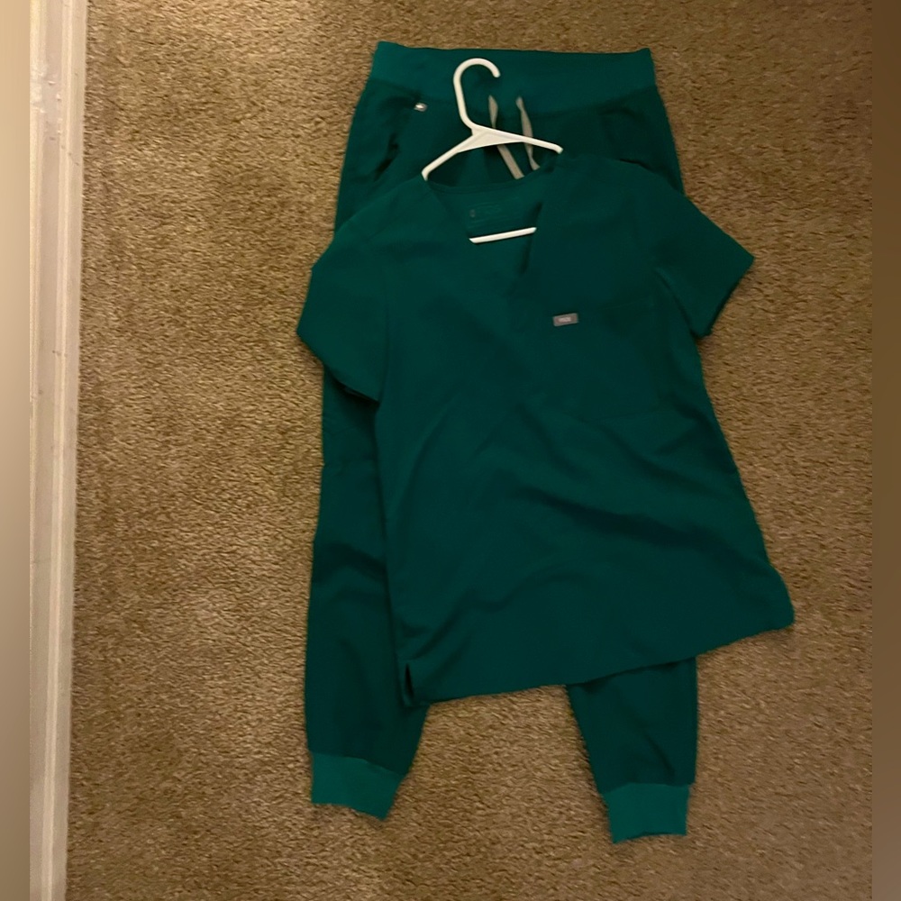 Figs hunter green scrubs